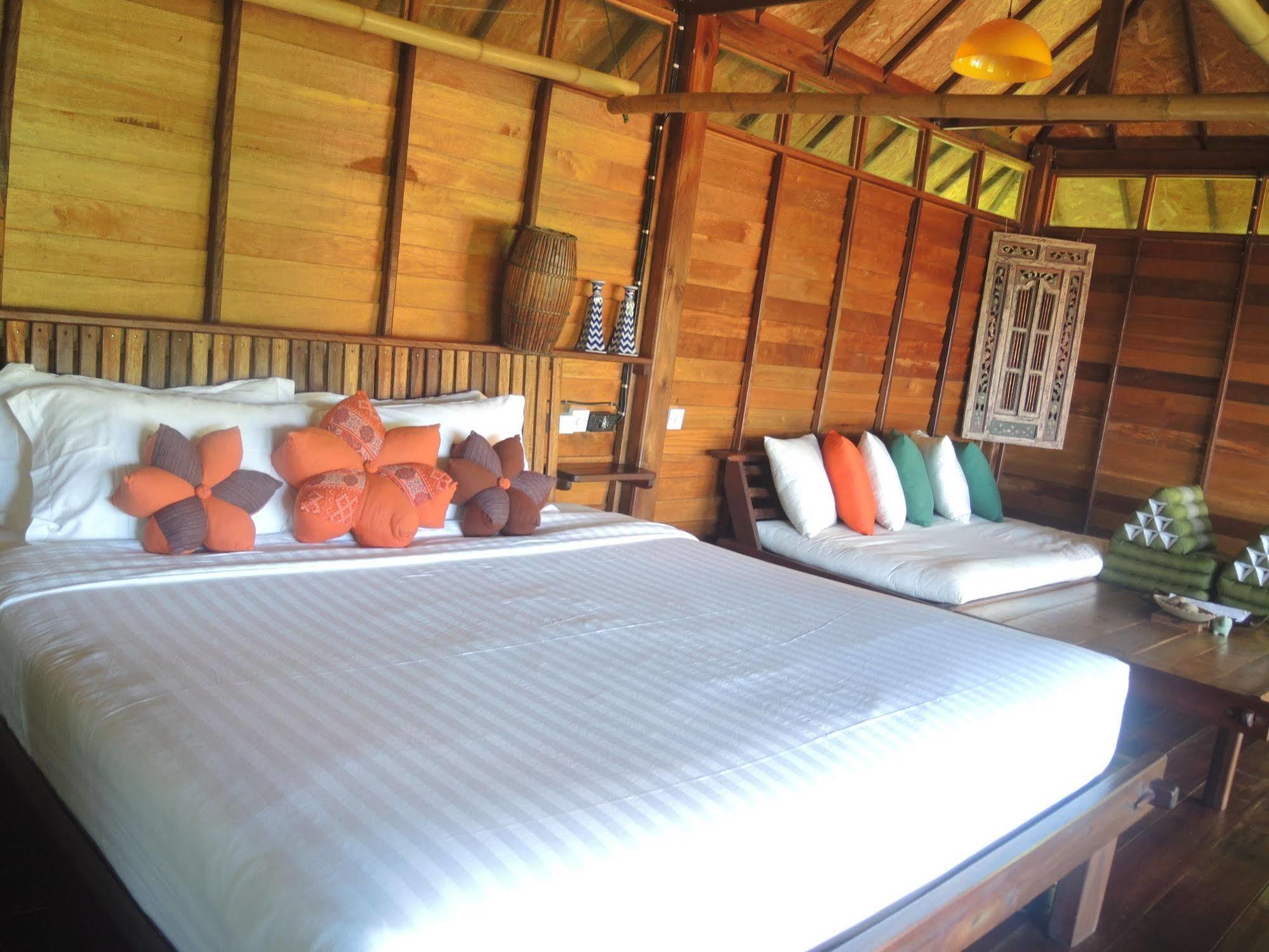 Serendipity Beach Resort Κο Λίπε Εξωτερικό φωτογραφία